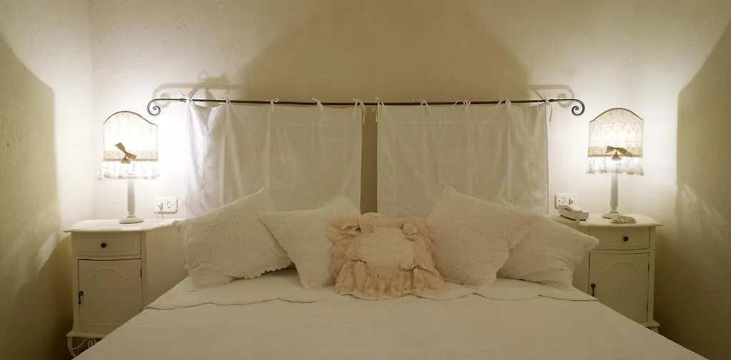 Le Suites Di Ca Teresa Montescudo Italy
