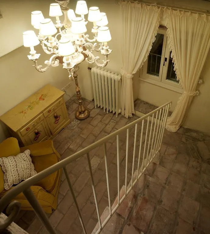 Guest house Le Suites Di Ca Teresa Montescudo Italy